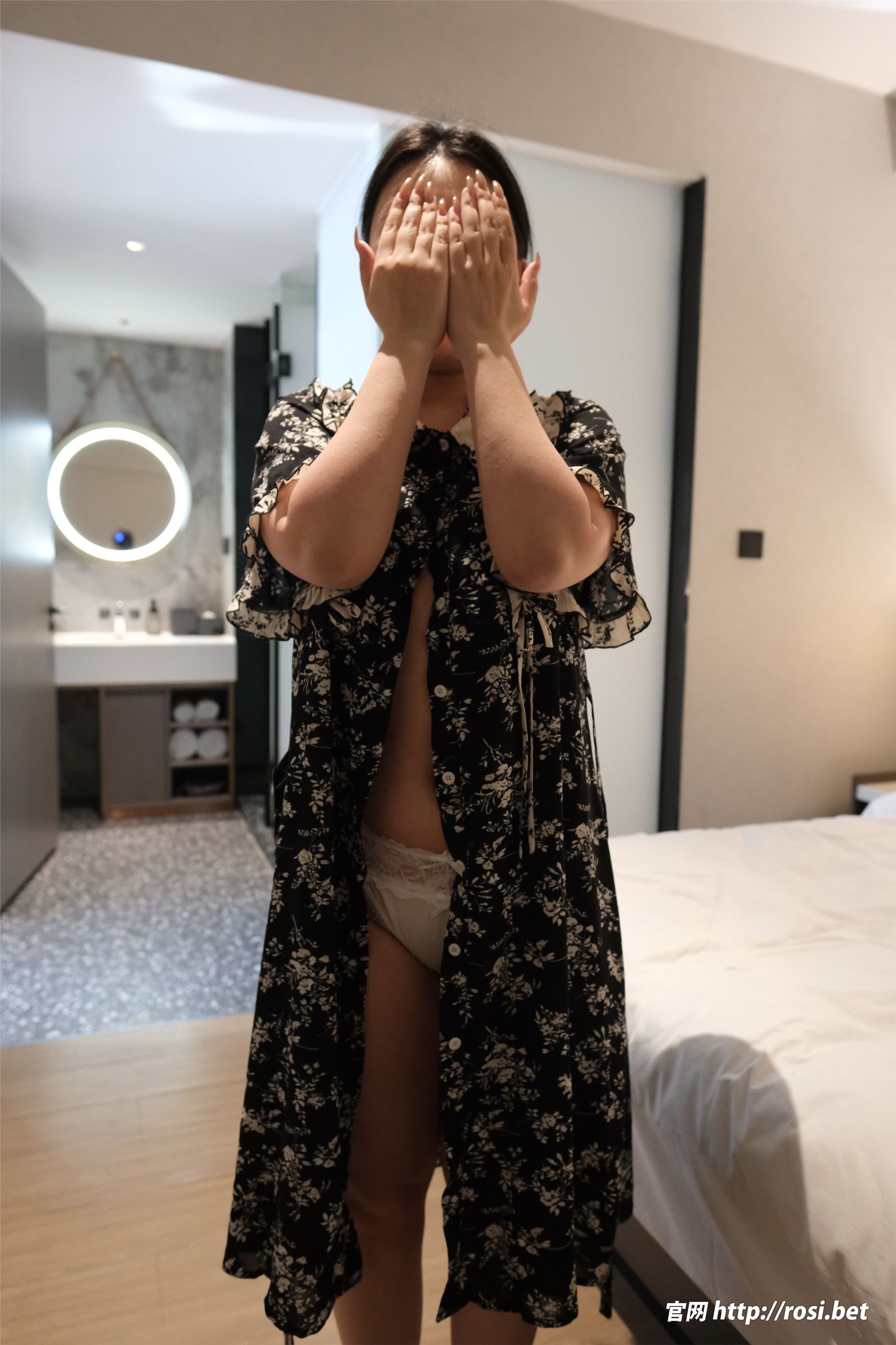 ROSI写真 2026.03.04 NO.5203